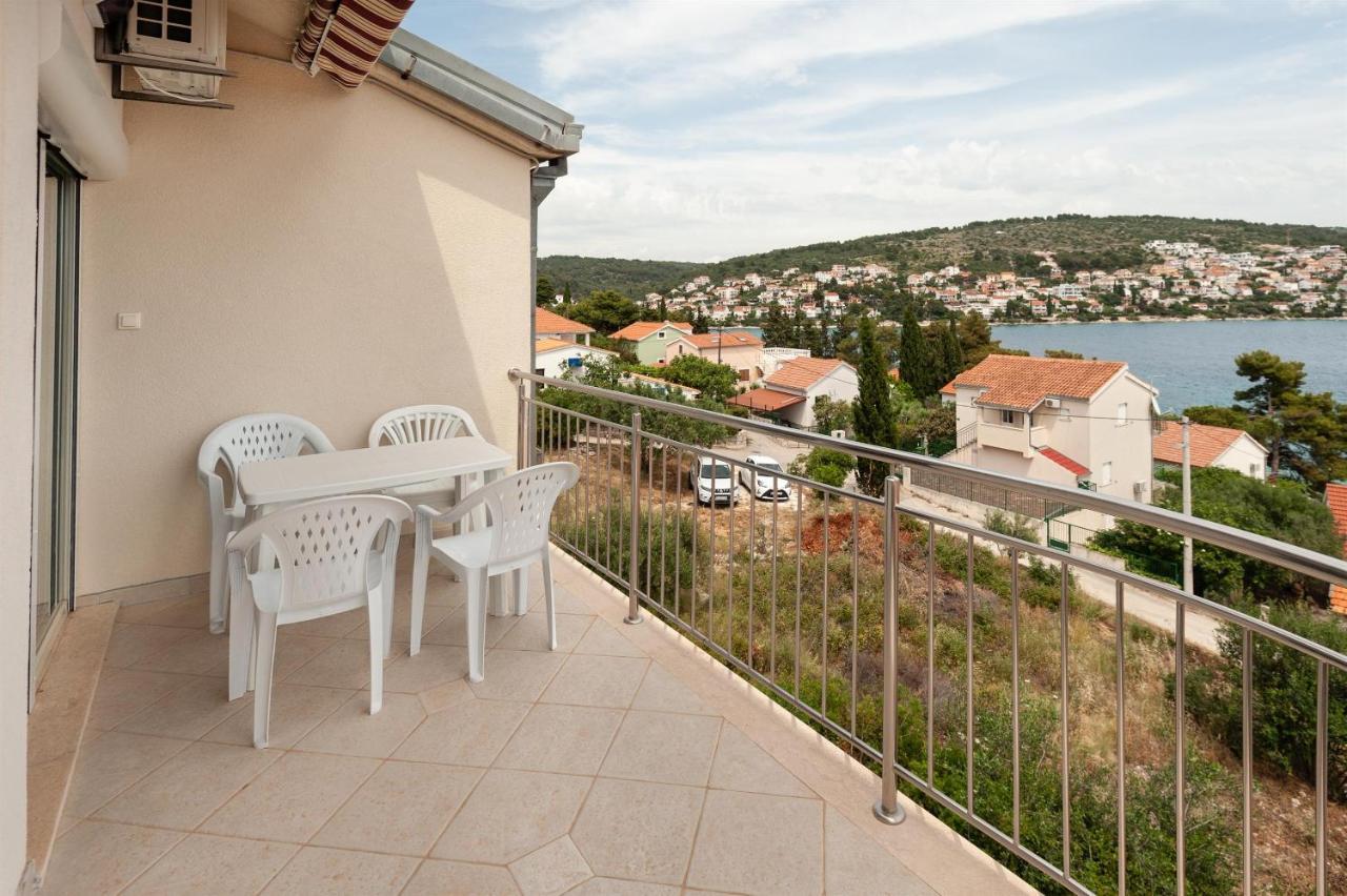 Apartments Lumaduma Trogir Exterior foto