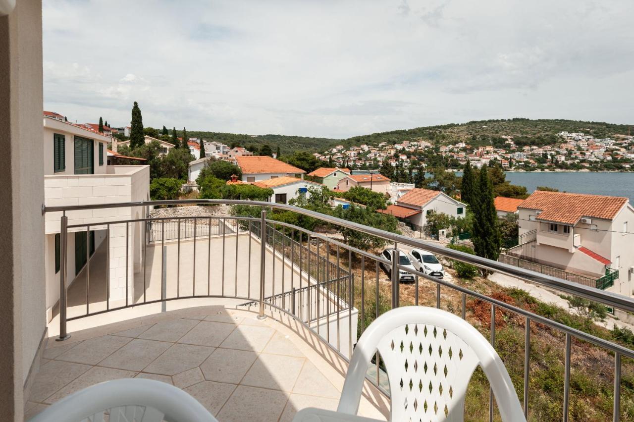 Apartments Lumaduma Trogir Exterior foto