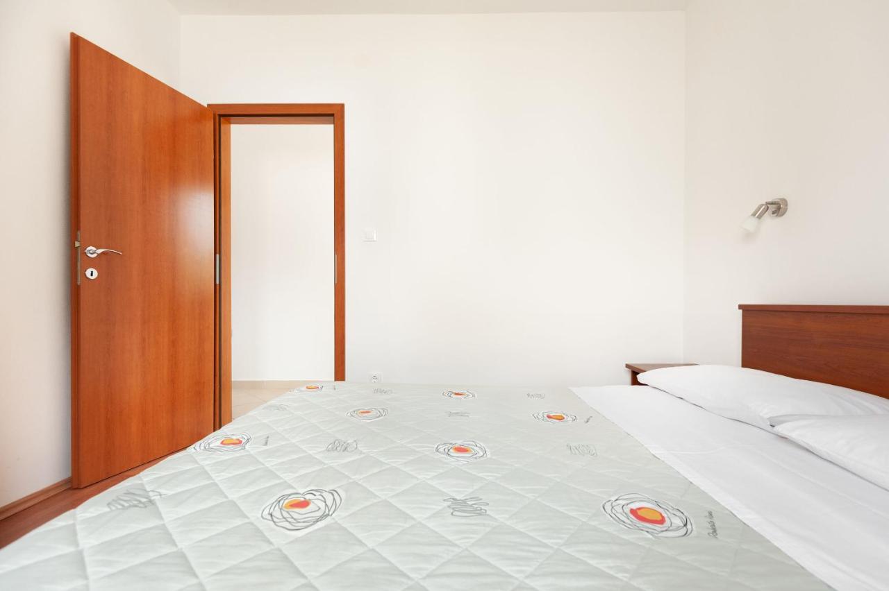 Apartments Lumaduma Trogir Exterior foto